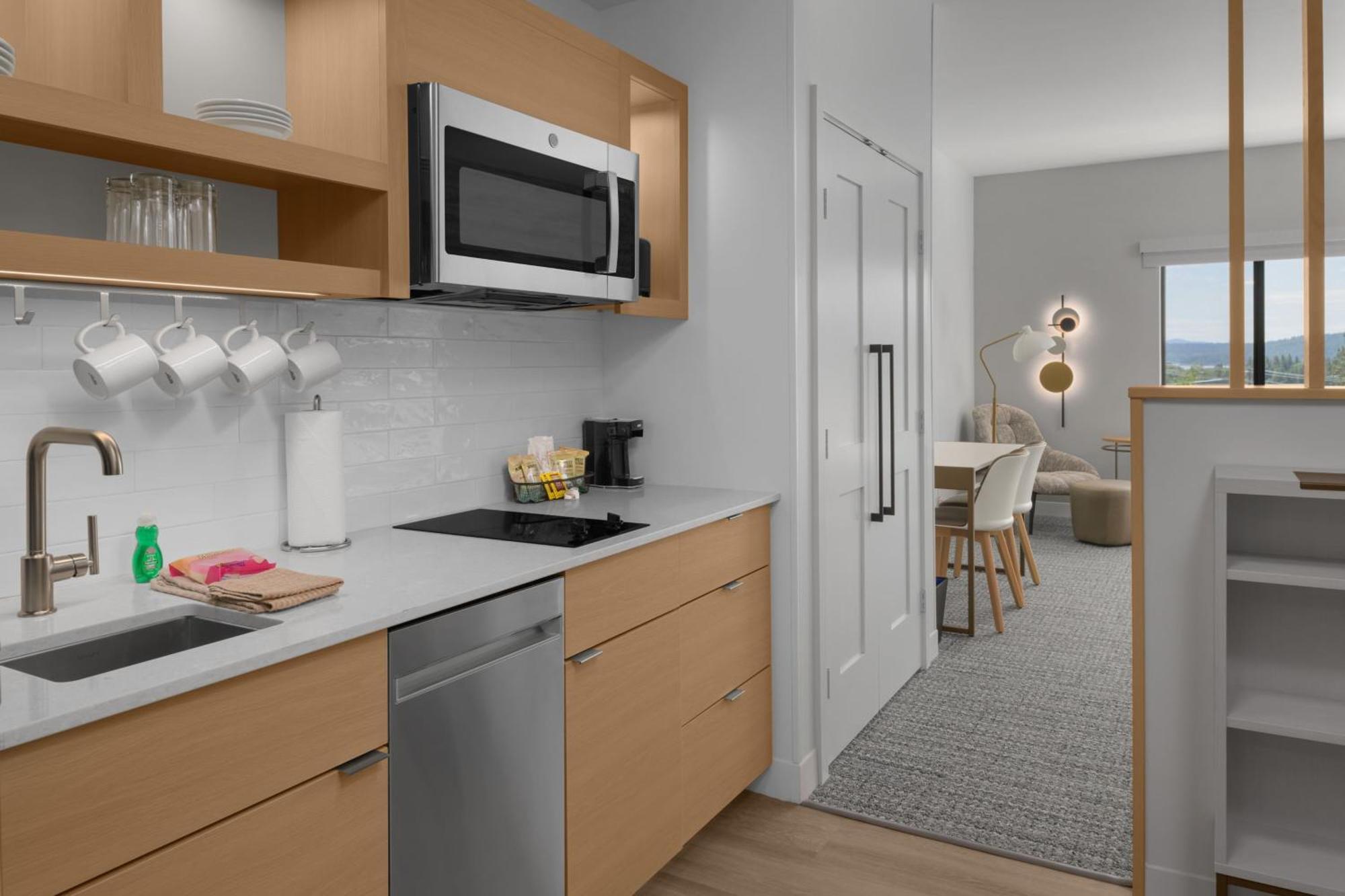Towneplace Suites By Marriott Coeur D'Alene Bagian luar foto