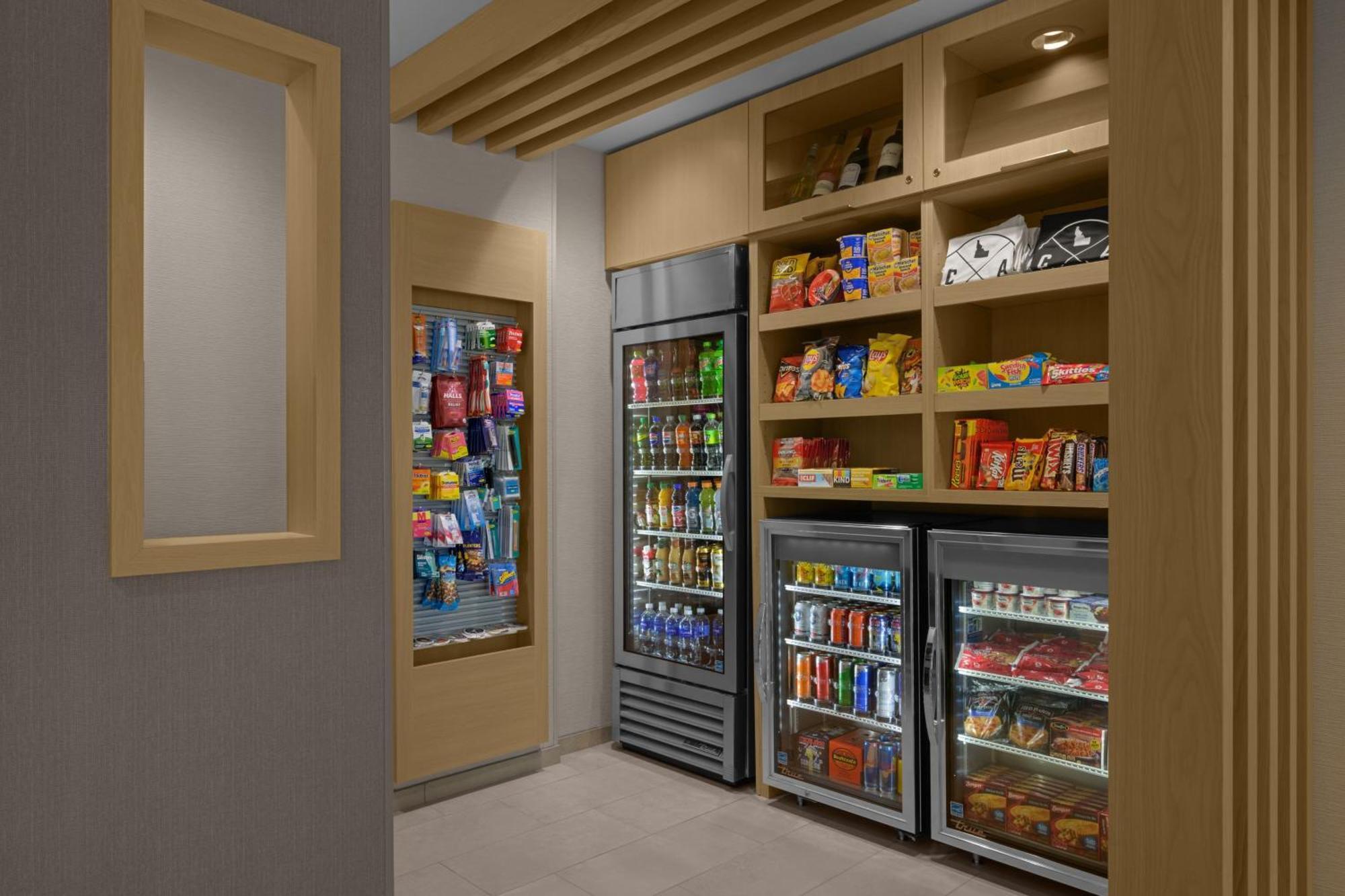 Towneplace Suites By Marriott Coeur D'Alene Bagian luar foto
